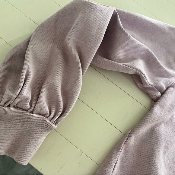 Free People cropped turtleneck pullover, size small - Picture 4 of 5